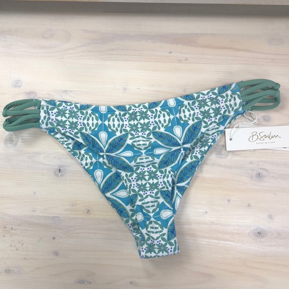Palm Pucker Pant Swim Bottom NWT